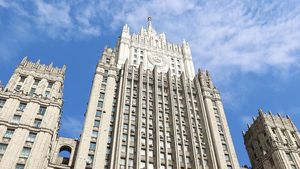 МИД России призвал Запад прекратить нагнетание страстей вокруг Украины