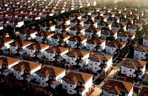 Видео: Самая богатая деревня в Китае, в которой каждый житель — миллионер