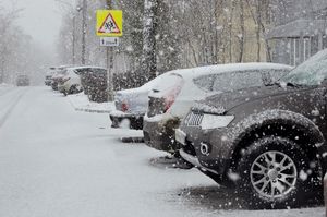 Как заводить машину зимой: шесть основных правил запуска двигателя в мороз