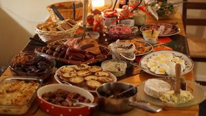 Диетолог подмосковного Минздрава рассказала, какие блюда стоит выбрать для новогоднего стола