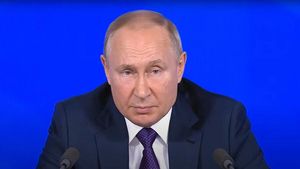 Путин призвал искать эффективное противоядие от нетрадиционных ценностей