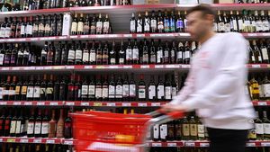 В Госдуме предложили вынести алкогольные магазины за пределы населенных пунктов