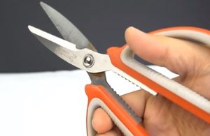 8 простых и эффективных способов заточить ножницы