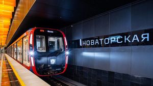 Специалисты завершили благоустройство возле новой станции «Новаторская» БКЛ метро