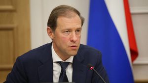 Мантуров: В России ожидается постепенное снижение инфляции в 2022 году