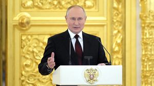 Опубликовано видео новогоднего обращения Путина к россиянам