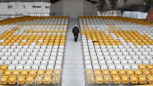 Реконструкцию футбольного стадиона «Москвич» завершат до апреля 2022 года