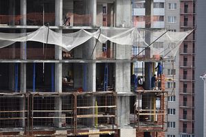 Строительство 174 объектов планируют завершить в Москве до конца года