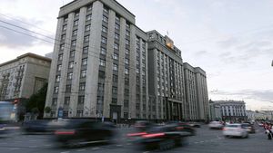 В Госдуме предложили снизить ставку НДФЛ для малоимущих россиян