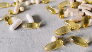 Нутрициолог назвала витамины, которые опасно принимать без назначения врача