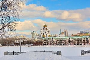 Более 90 школ эвакуировали в Екатеринбурге из-за сообщений о минировании