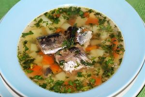 Рыбный суп с консервами, когда нужно быстро и вкусно поесть