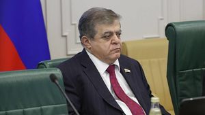 Сенатор Джабаров рассказал, когда Европа откажется от продления санкций