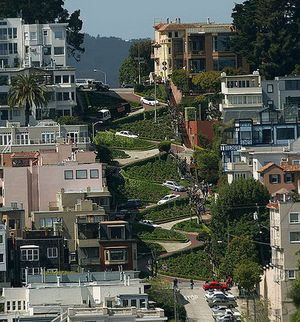 Lombard Street – самая вьющаяся улица Америки | Мир путешествий