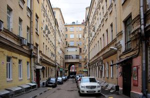 Широкие, прямые и «как будто черт рыл»: история московских улиц