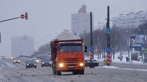 Четырехлетний рекорд по уборке снега побили в Подмосковье