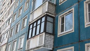 Балконы – все: с 1 марта россиян будут штрафовать за обшивку и остекление