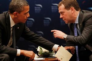 Медведев: из-за Обамы отношения РФ и США упали ниже плинтуса