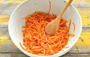 Трем тыкву на терке и за 10 минут получаем маринованную закуску на замену моркови по-корейски
