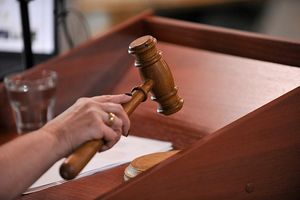 Суд продлил арест пятерым фигурантам дела о трагедии в шахте «Листвяжная»