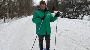 Лыжная прогулка позволяет лучше изучить лес