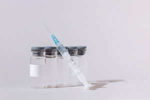 ФМБА подало заявку в Минздрав на регистрацию вакцины от ковида «Конвасэл»