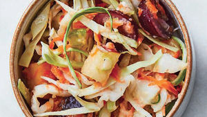 Вальдорфский капустный салат: рецепт полезной закуски для похудения