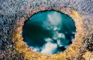 Озеро, у которого нет дна: уже 200 лет ученые безуспешно пытаются измерить его глубину