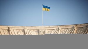 Евросоюз не видит причин для эвакуации семей своих дипломатов из Украины