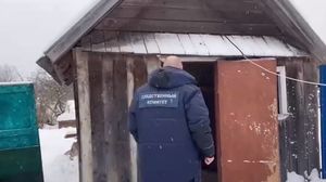 СК показал видео из дома под Новгородом, откуда пропала годовалая девочка