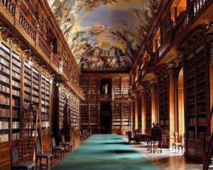 «Я представляю себе рай похожим на библиотеку!». Борхес