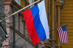 В посольстве России заявили, что не будут «пятиться назад» из-за угрозы санкций США