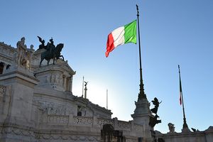 Италия снимет введенный из-за COVID-19 режим ЧС с 31 марта