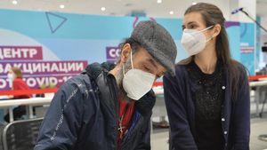 Иностранцы выбирают российскую вакцину