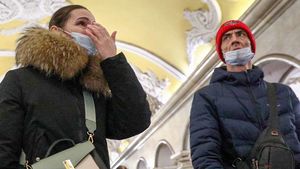 ВОЗ призвала россиян не расслабляться из-за снижения госпитализаций с COVID-19
