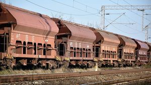 Белоруссия запретила железнодорожный транзит ряда товаров из Литвы