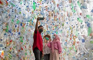 Искусство преображения: зачем в Индонезии возвели «музей пластика»