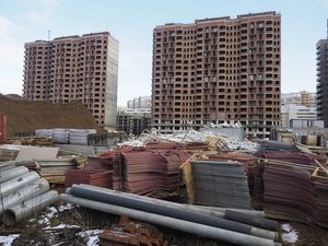 Более 30 долгостроев планируют ликвидировать в Москве в 2022 году