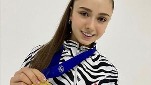 Сохранили медаль: Камила Валиева вернулась на лед после скандала с допингом