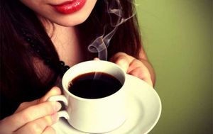 Утренний лайфхак: как быстро остудить кофе или чай и не испортить его вкус
