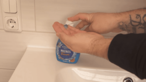 Простой трюк, помогающий сократить расход жидкого мыла. Разбавлять не предлагается