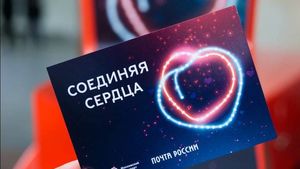 В Москве запустили бесплатную доставку валентинок