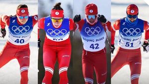 Российские лыжницы победили в эстафете и завоевали третью золотую медаль для страны на ОИ