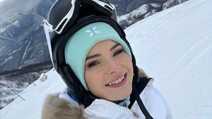 Мучители детей: Пескова поставила 2-летнюю дочь на лыжи