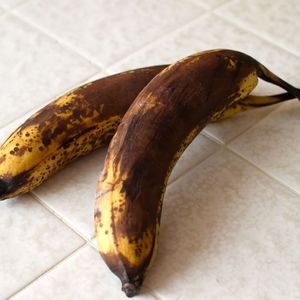 Чёрные бананы