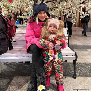 Лера Кудрявцева показала, как провела с семьей выходной на Красной Площади