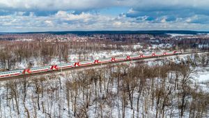Три фирменных поезда РЖД станут двухэтажными в апреле