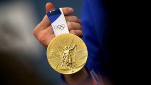 Жажда золота: как и за что спортсмены лишались олимпийских медалей