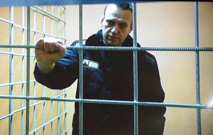 «Я вас не боюсь». Навальный выступил в суде.