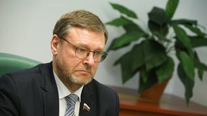 «Предательство миллионов людей»: Косачев прокомментировал слова Байдена о ситуации в Донбассе